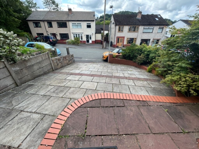 Driveway of a three bedroom house on Sydney Avenue in Whalley, Lancashire available for rent with The Lettings Cloud