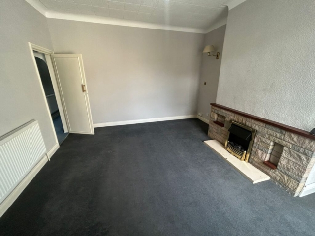 Lounge of a 3 bedroom flat available for rent with The Lettings Cloud located on Burnley Road, Colne