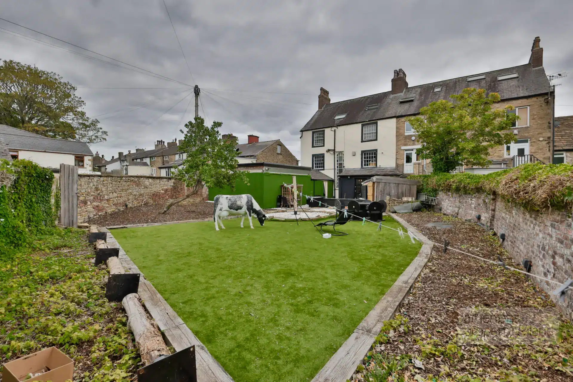 Back Of Garden 2 in Whalley commerical outdoor space