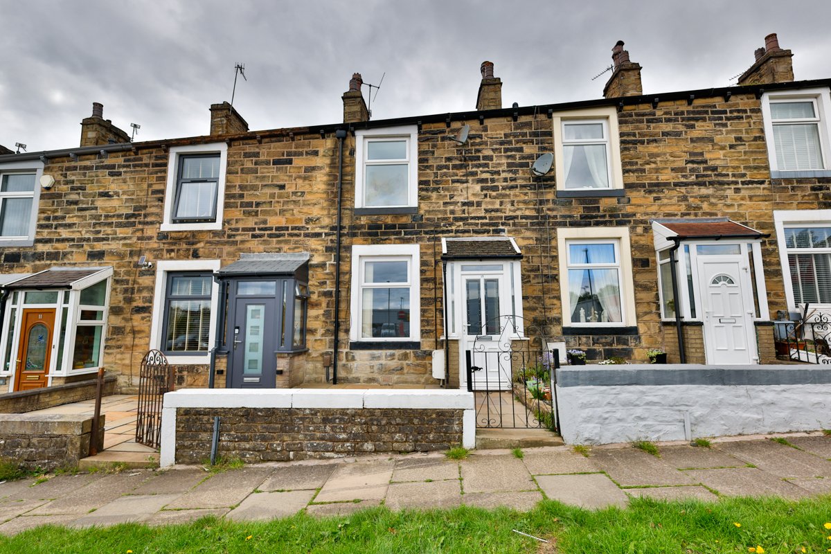 Hanover street colne exterior, let by the lettings cloud barrowford